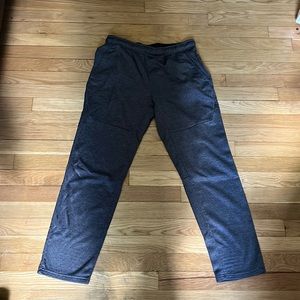 Grey sweatpants 100% polyester material